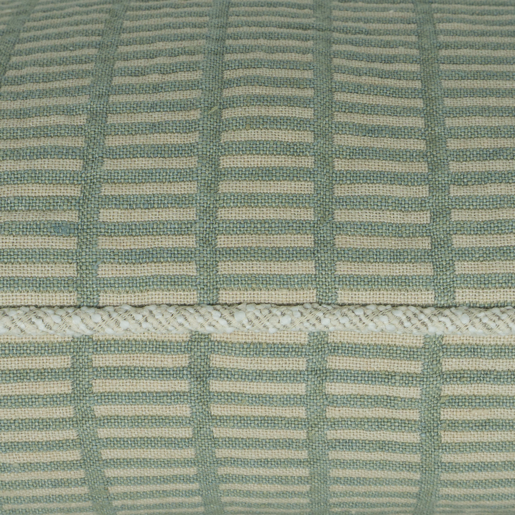 Mistline Cushion