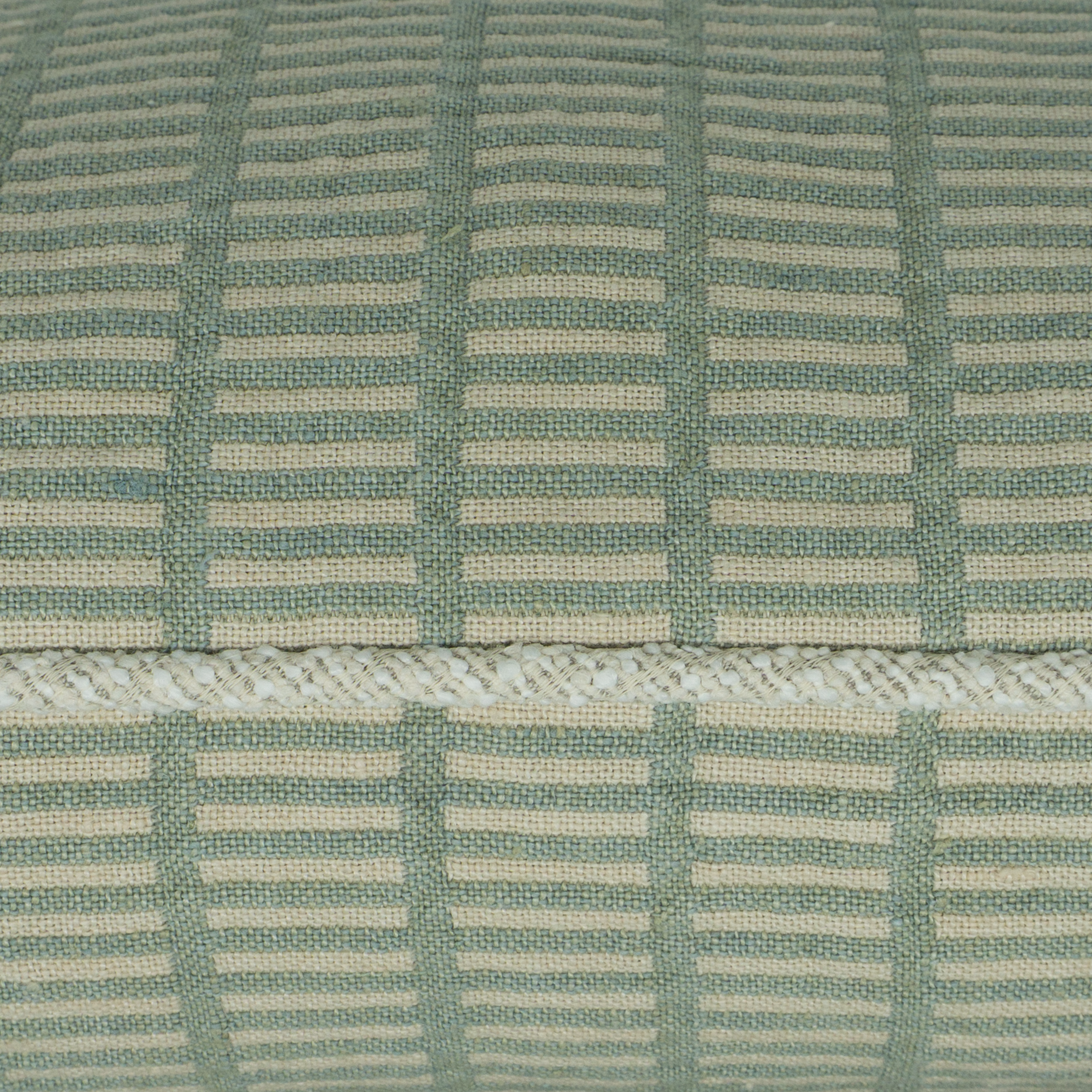 Mistline Cushion